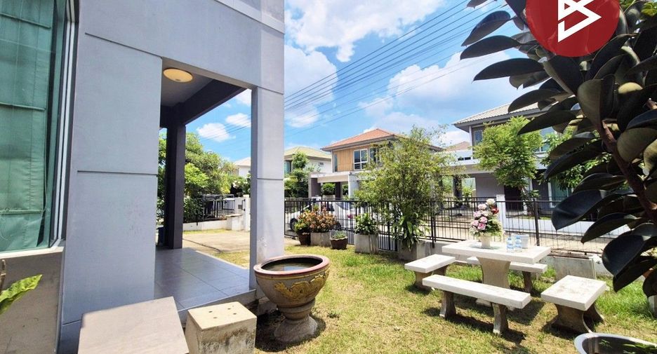 For sale 3 bedrooms house in Krathum Baen, Samut Sakhon