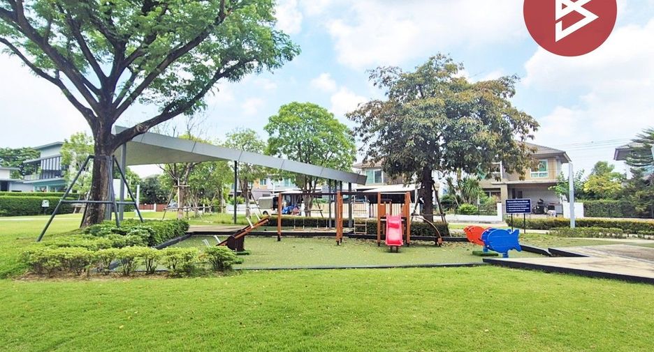 For sale 3 bedrooms house in Krathum Baen, Samut Sakhon