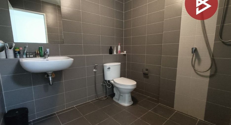 For sale 3 bedrooms townhouse in Khlong Luang, Pathum Thani
