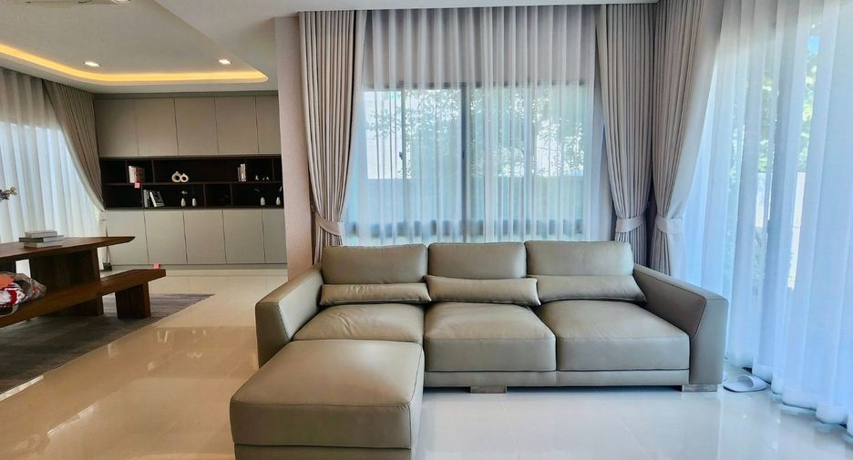 For rent 4 bedrooms house in Khan Na Yao, Bangkok