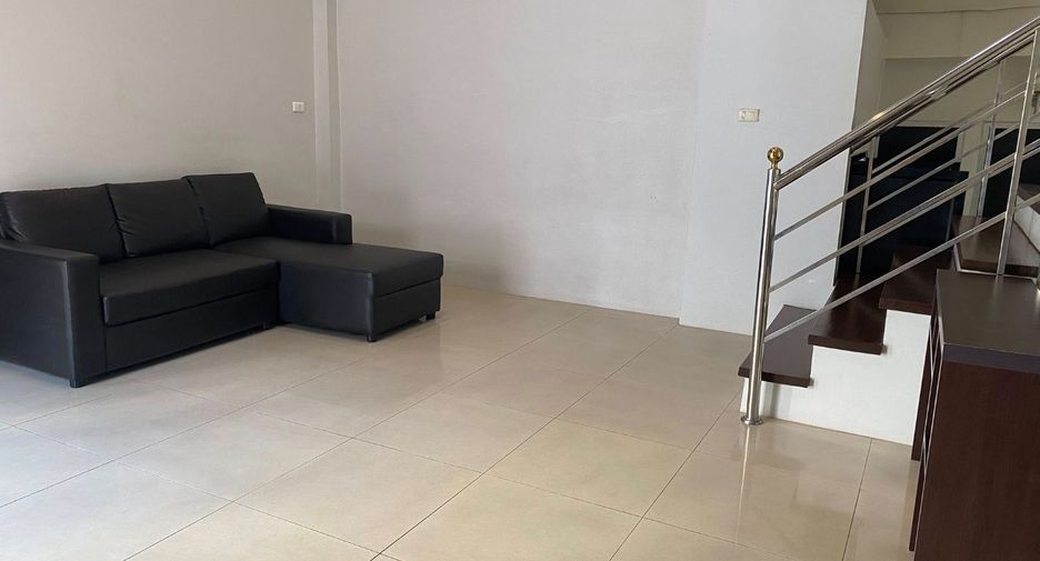 Haus zur Miete mit 3 Zimmer in Suan Luang, Bangkok