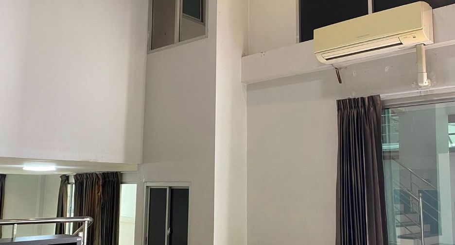 Haus zur Miete mit 3 Zimmer in Suan Luang, Bangkok