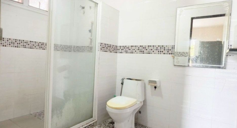 出售 公寓 独立屋 在 Krathum Baen, Samut Sakhon