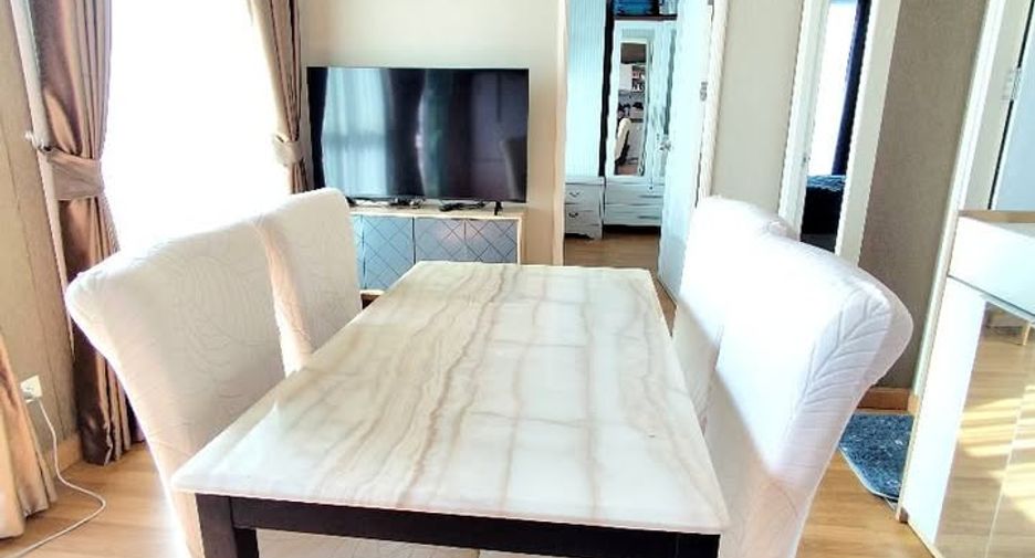 For sale 2 bedrooms condo in Yan Nawa, Bangkok