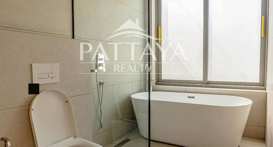 À vendre 4 chambres maison à Bang Lamung, Chonburi