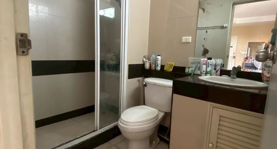 For sale 1 bed condo in Lat Phrao, Bangkok