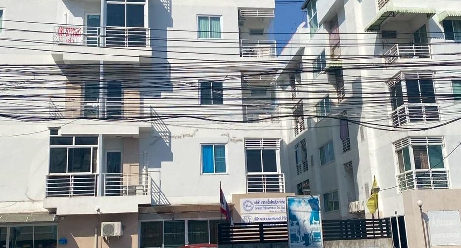 For sale 1 bed condo in Lat Phrao, Bangkok