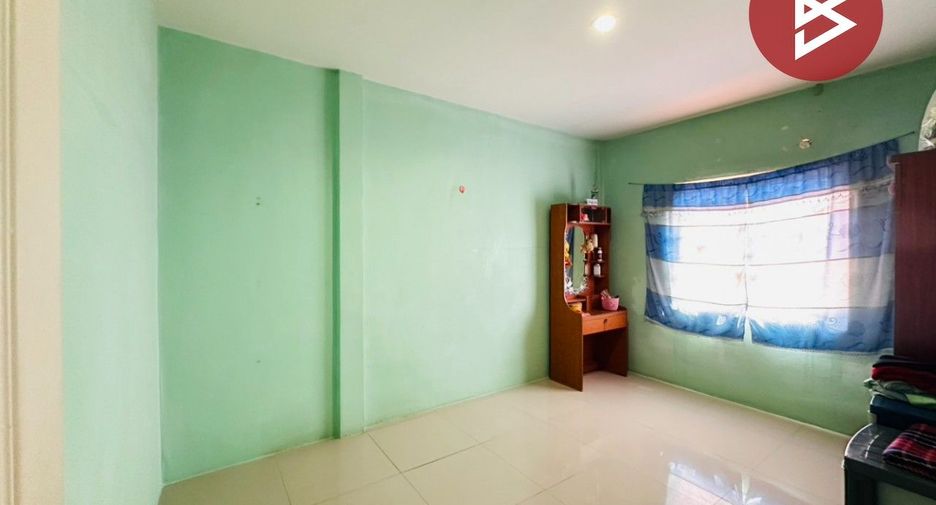 For sale 3 bedrooms townhouse in Mueang Nakhon Pathom, Nakhon Pathom