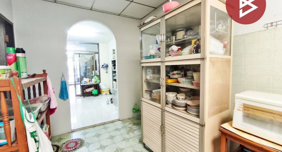 For sale 2 bedrooms townhouse in Bang Na, Bangkok