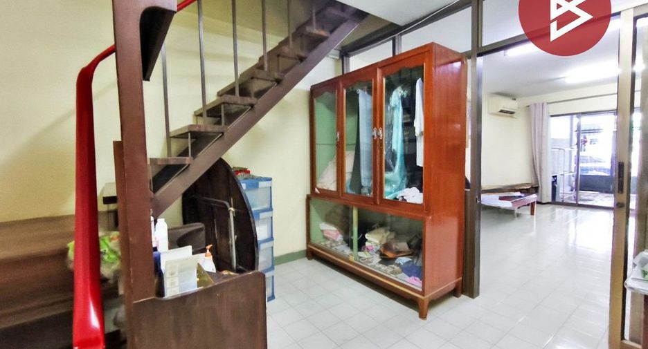 For sale 2 bedrooms townhouse in Bang Na, Bangkok