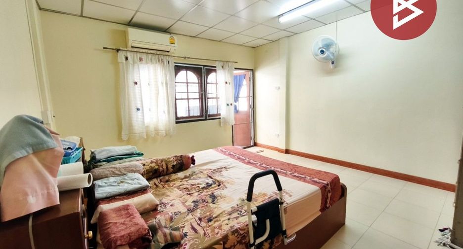 For sale 2 bedrooms townhouse in Bang Na, Bangkok