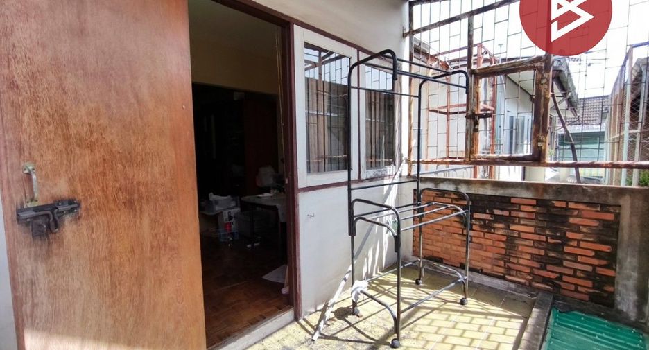 For sale 2 bedrooms townhouse in Bang Na, Bangkok