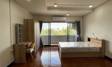 For sale 1 bed condo in Phaya Thai, Bangkok