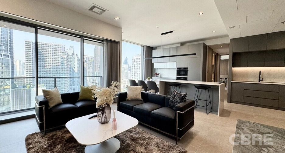 For sale 2 bedrooms condo in Khlong Toei, Bangkok