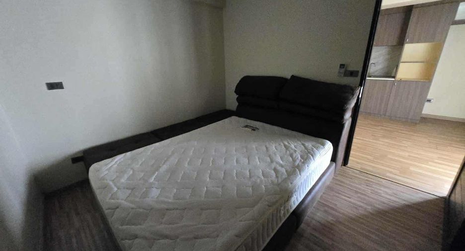 For sale 2 bedrooms condo in Lat Phrao, Bangkok