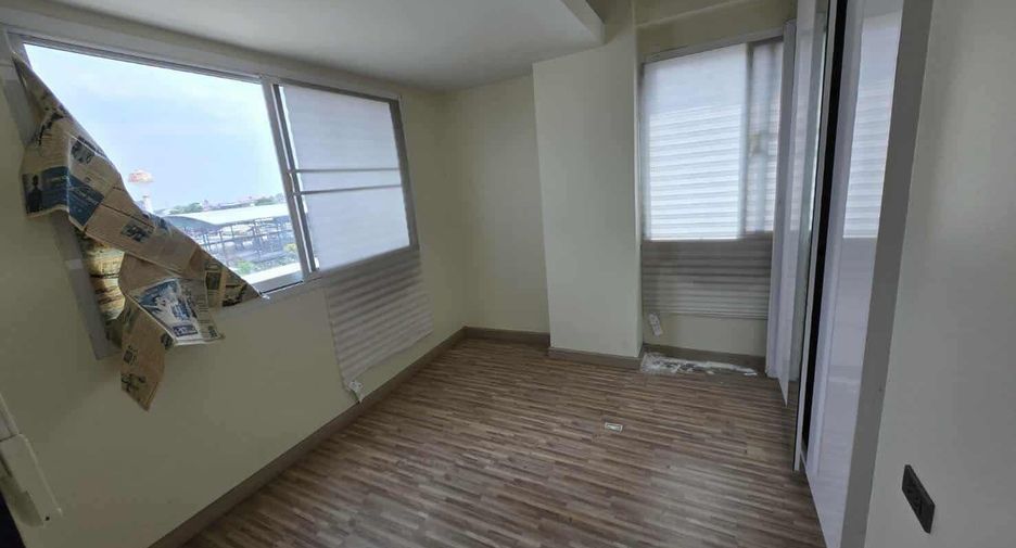 For sale 2 bedrooms condo in Lat Phrao, Bangkok