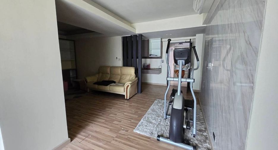 For sale 2 bedrooms condo in Lat Phrao, Bangkok