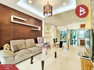 For sale 3 bedrooms townhouse in Lak Si, Bangkok