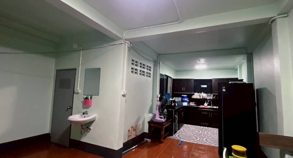 For sale 5 bedrooms house in Doi Luang, Chiang Rai