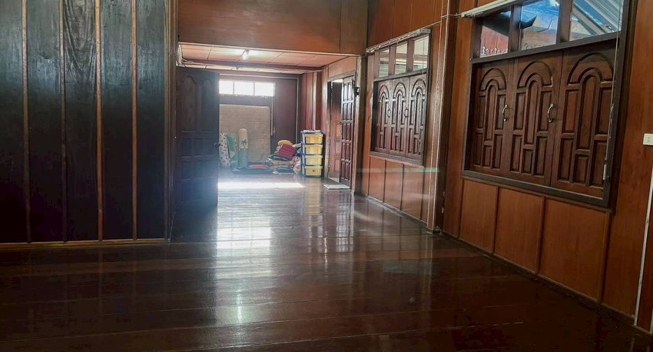 For sale 5 bedrooms house in Doi Luang, Chiang Rai