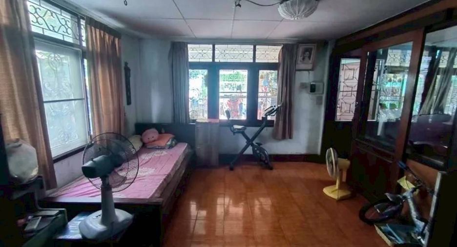 Casa en venta de 4 habitaciones en Chatuchak, Bangkok