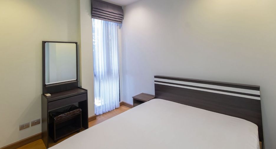 For rent 4 bedrooms house in Lat Phrao, Bangkok