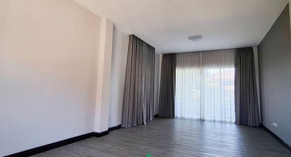 For sale 3 ベッドルーム house in Khlong Luang, Pathum Thani