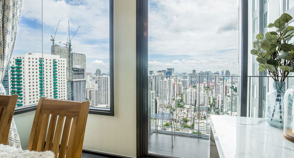 For rent and for sale 2 bedrooms condo in Khlong Toei, Bangkok