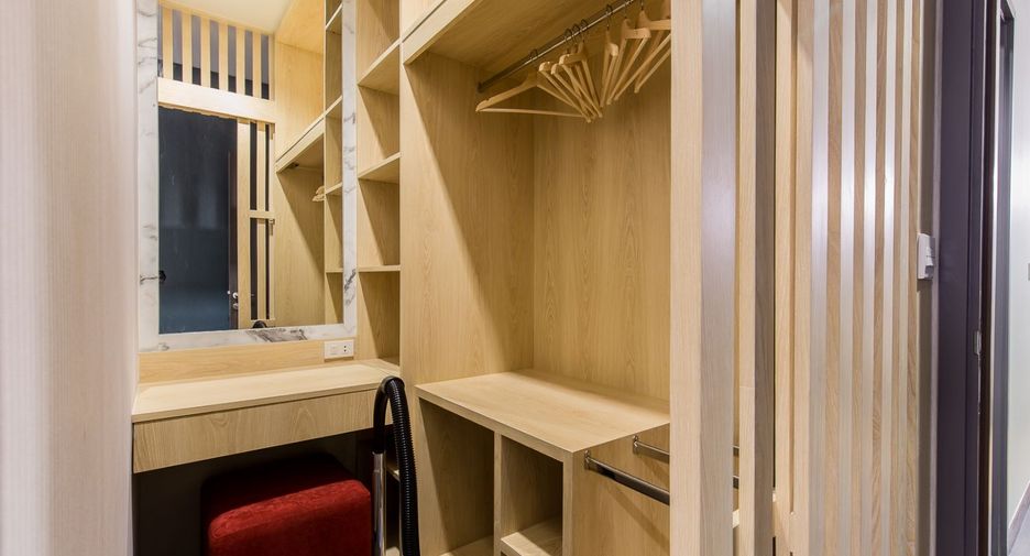 For rent and for sale 2 bedrooms condo in Khlong Toei, Bangkok