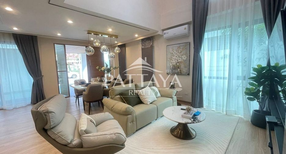 Villa en venta de 4 habitaciones en Bang Lamung, Chonburi