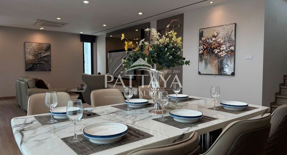 Villa en venta de 4 habitaciones en Bang Lamung, Chonburi