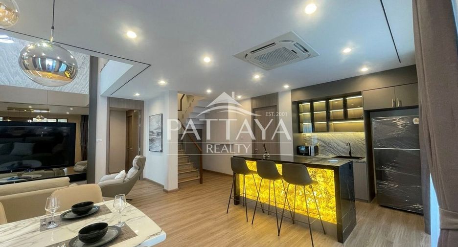 Villa en venta de 4 habitaciones en Bang Lamung, Chonburi