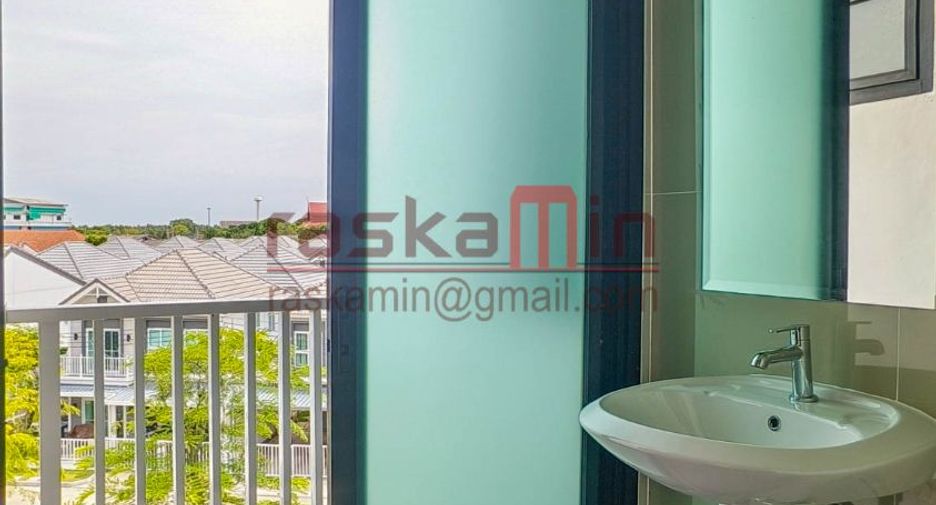 Gewerbefläche zur Miete und zum Kauf in Mueang Samut Prakan, Samut Prakan