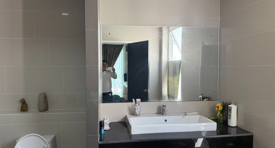 For rent 3 bedrooms house in Don Mueang, Bangkok