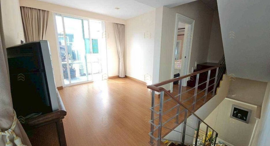 For rent 3 bedrooms house in Don Mueang, Bangkok
