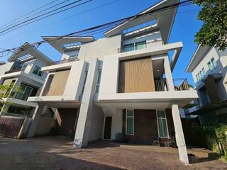 For rent 3 bedrooms house in Don Mueang, Bangkok