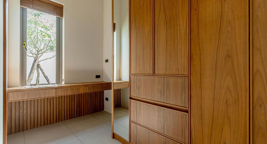 À vendre 4 chambres villa à Bang Lamung, Chonburi