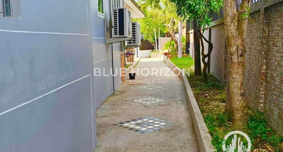 Villa zur Miete und zum Kauf mit 4 Zimmer in Huay Yai, Pattaya