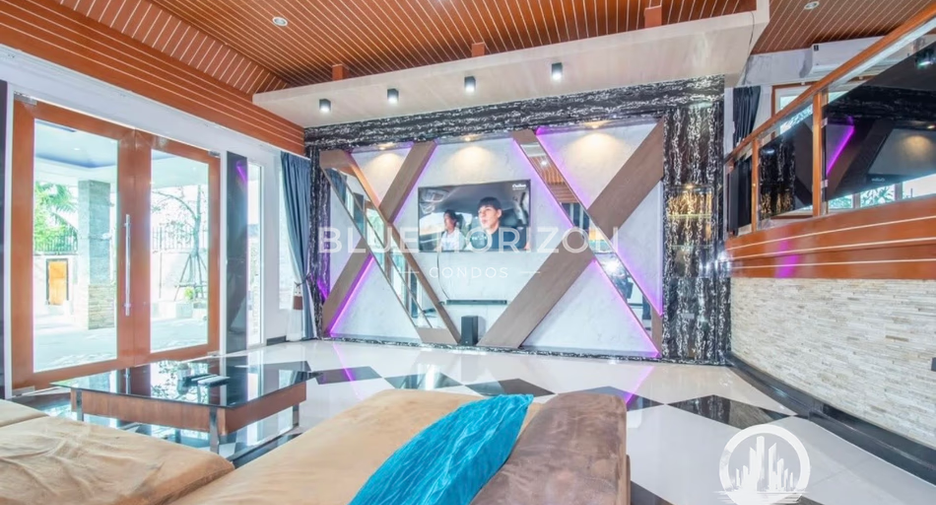 Villa zur Miete und zum Kauf mit 4 Zimmer in Huay Yai, Pattaya