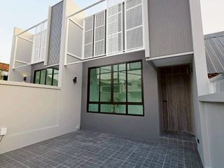 Продажа 3 спальни таунхаус в Катху, Пхукет