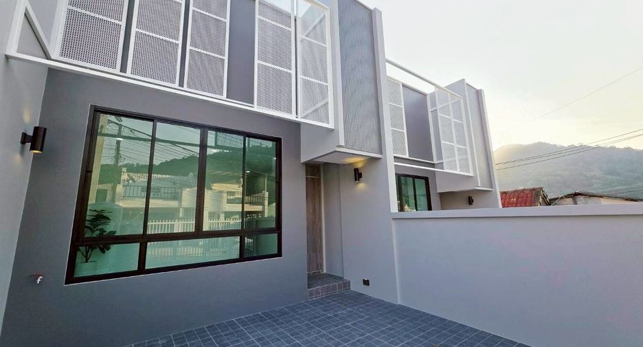 À vendre 3 chambres maison de ville à Kathu, Phuket