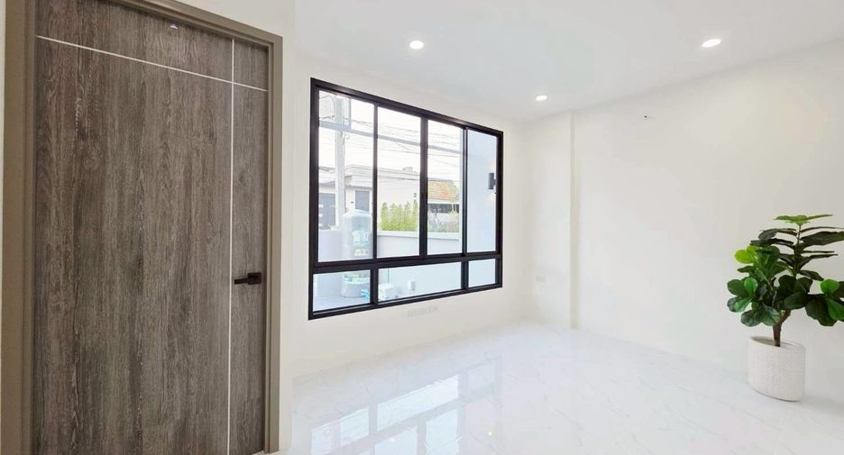 À vendre 3 chambres maison de ville à Kathu, Phuket