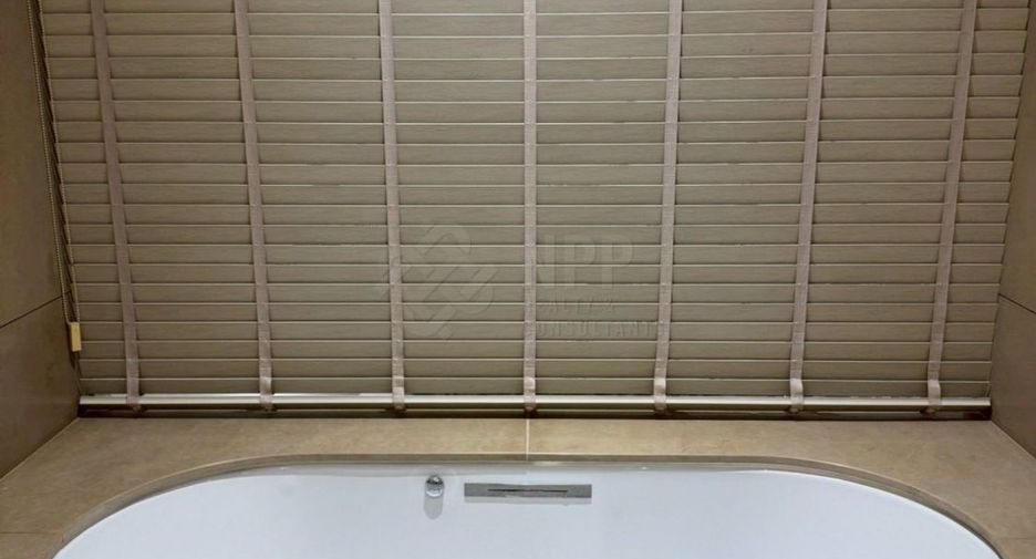 For rent 2 ベッドルーム condo in Sathon, Bangkok