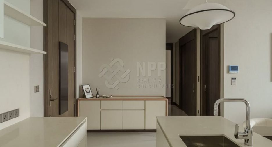 For rent 2 bedrooms condo in Khlong Toei, Bangkok