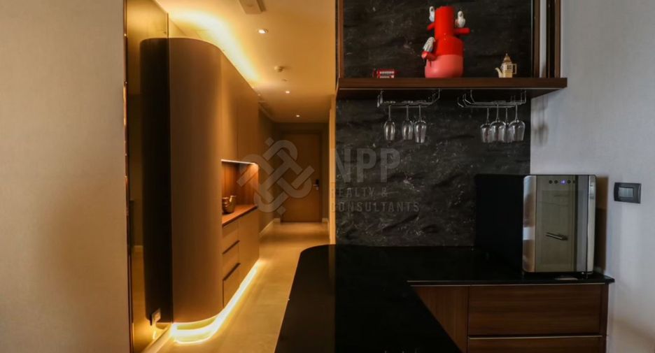 For sale 2 ベッドルーム condo in Khlong San, Bangkok