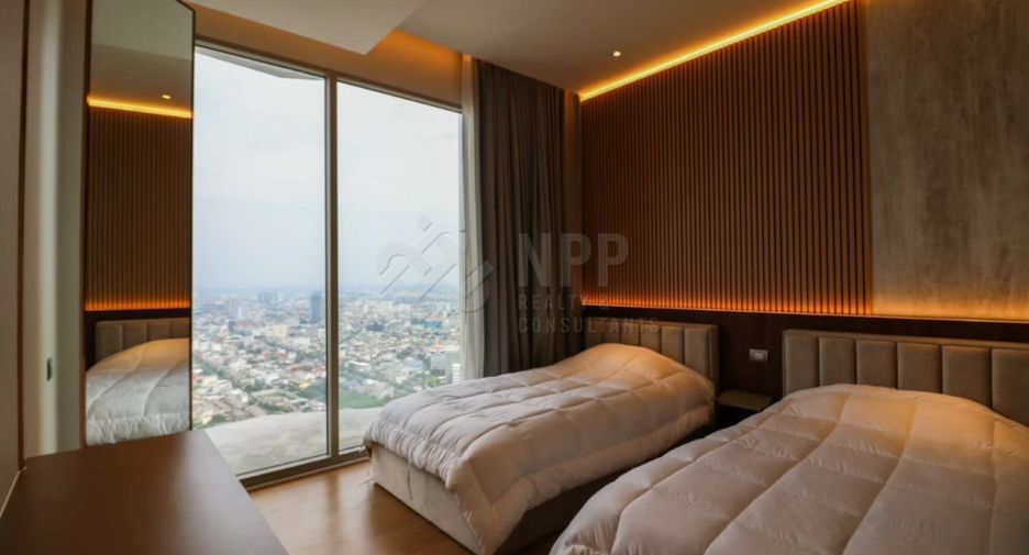 For sale 2 ベッドルーム condo in Khlong San, Bangkok
