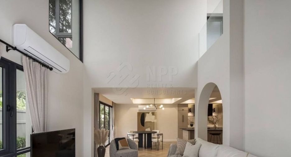 Haus zur Miete und zum Kauf mit 3 Zimmer in Watthana, Bangkok