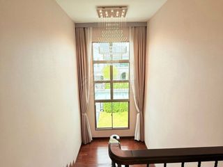 Haus zur Miete und zum Kauf mit 4 Zimmer in Lat Krabang, Bangkok