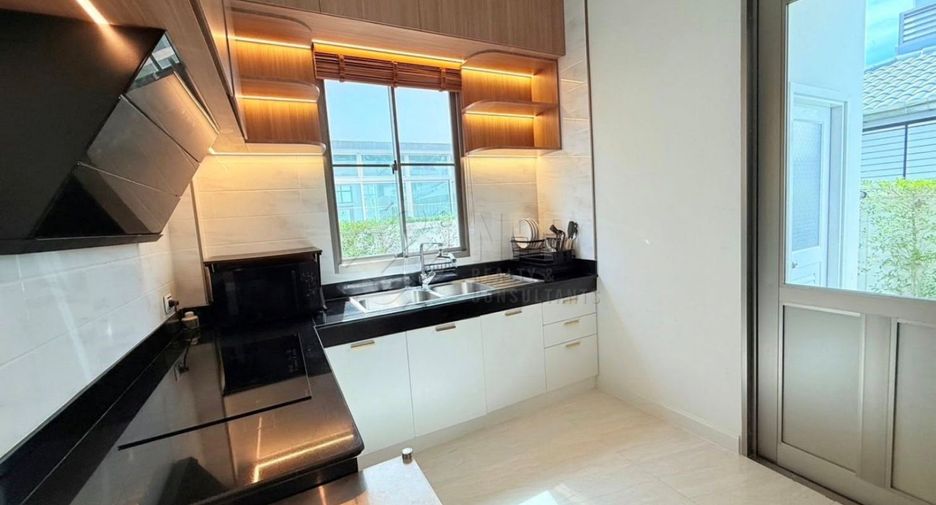 ให้เช่า และ ขาย 4 ห้องนอน บ้านเดี่ยว ใน ลาดกระบัง, กรุงเทพฯ