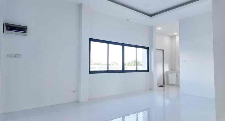 For sale 3 ベッドルーム house in Saraphi, Chiang Mai